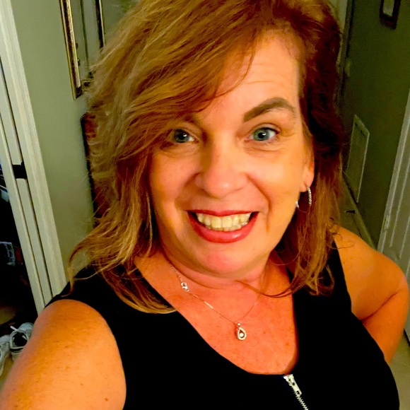 Meet your Posher, Kelly - Picture 1 of 1